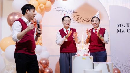 CÔNG TY CP TẬP ĐOÀN VIỆT HƯNG TỔ CHỨC TIỆC CHÚC MỪNG SINH NHẬT Phó Tổng Giám đốc Hà Thị Thủy và Bùi Thị Cúc